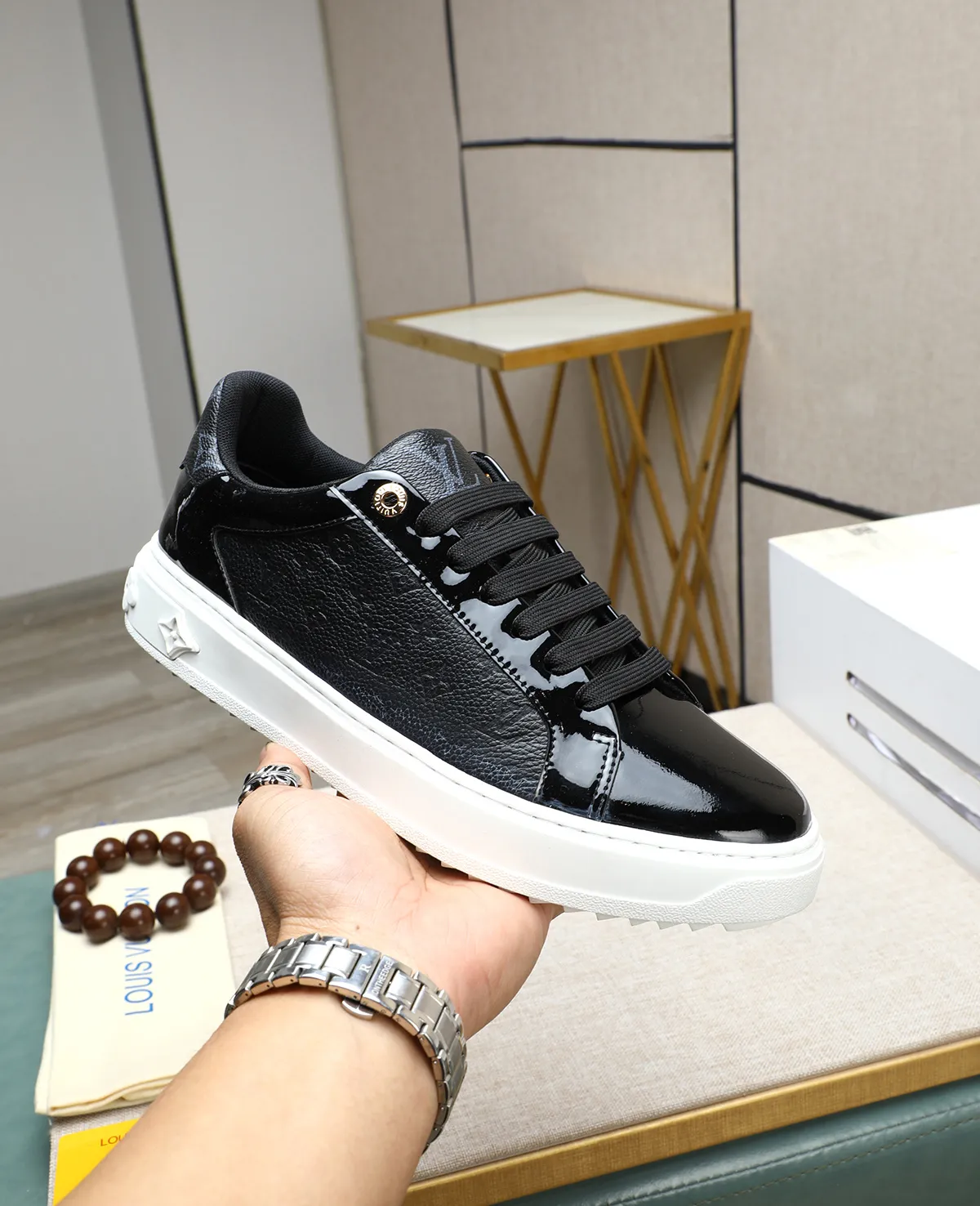 Men's men's shoes 💰540 📛📛(Niuli) high-end [LOUIS VUITTON] Louis Vuitton official website synchronized new products 👟Milan fashion catwalk style 🇰🇾🇰🇾LV family logo, celebrity style, a must-have for fashionistas ⚠️Top-layer calfskin ➕Cow leather lining ➕Mesh lining Official website original special outsole👞Number 38-44